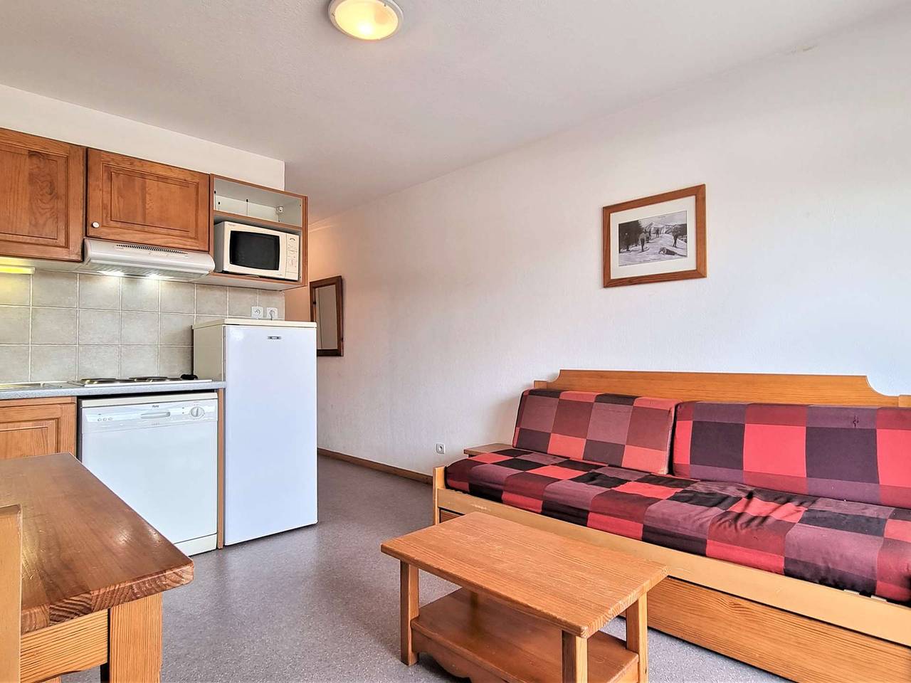 Ganze Wohnung, Studio-Kabine 2 Pers, Süd, Balkon, 100m zum Sessellift, Skiraum in Saint-Étienne-en-Dévoluy, Le Dévoluy