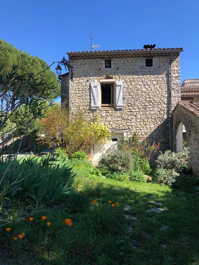 Location de vacances pour 5 personnes, avec Jardin à Saint-Maurice-d'Ibie