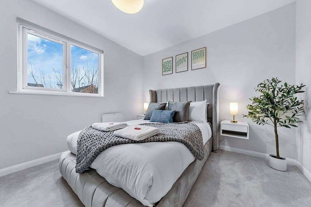 2Br • New Listing Discount • Free Parking in Crawley, Sussex de l'Ouest