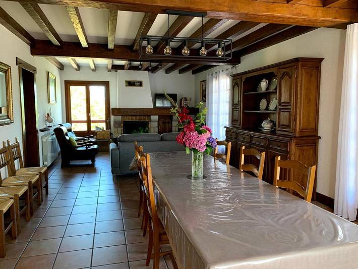 Location de vacances pour 11 personnes, avec piscine ainsi que jardin et vue à Çaro - 4