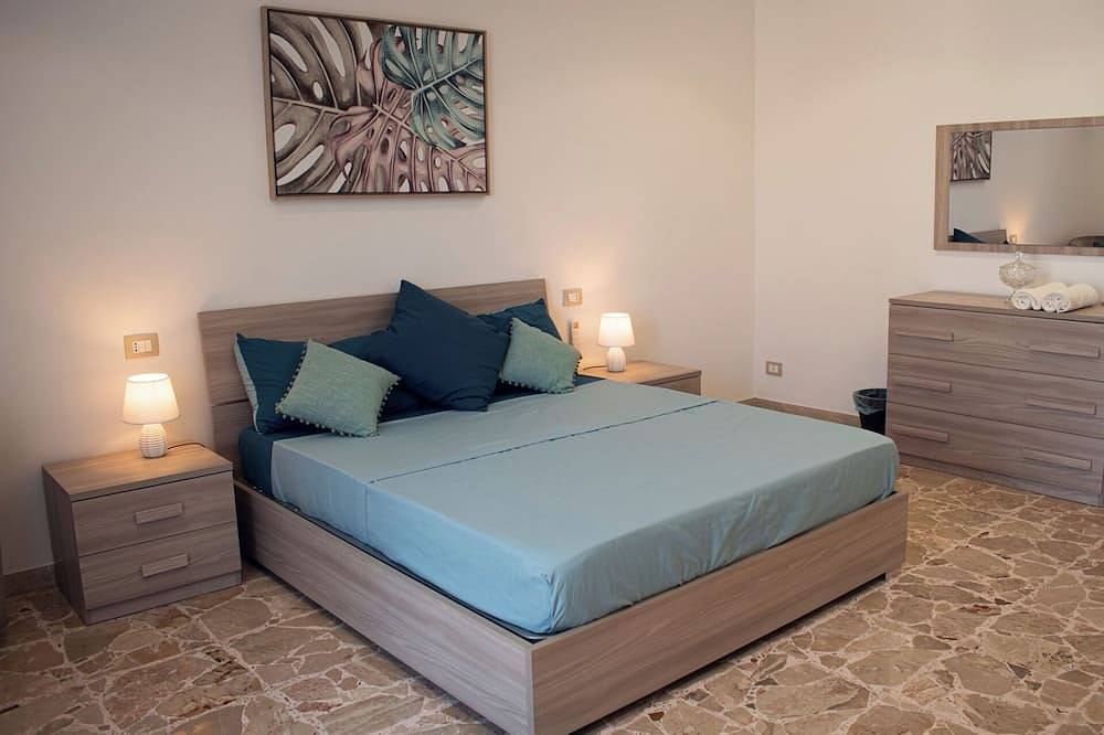 Entire apartment, Quiet Rent & Experiences in Pozzallo, Ragusa Province