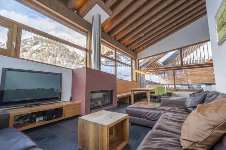 Vakantiewoning voor 3 personen, with uitzicht and sauna as well as tuin and zwembad in Samnaun