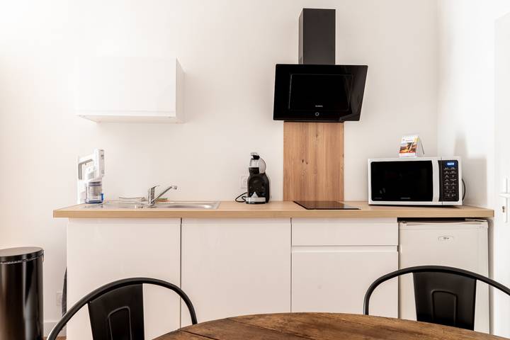 Holiday Home 'L'écrin De La Sèvre' with Wi-Fi in Cugand, La Roche-sur-Yon region