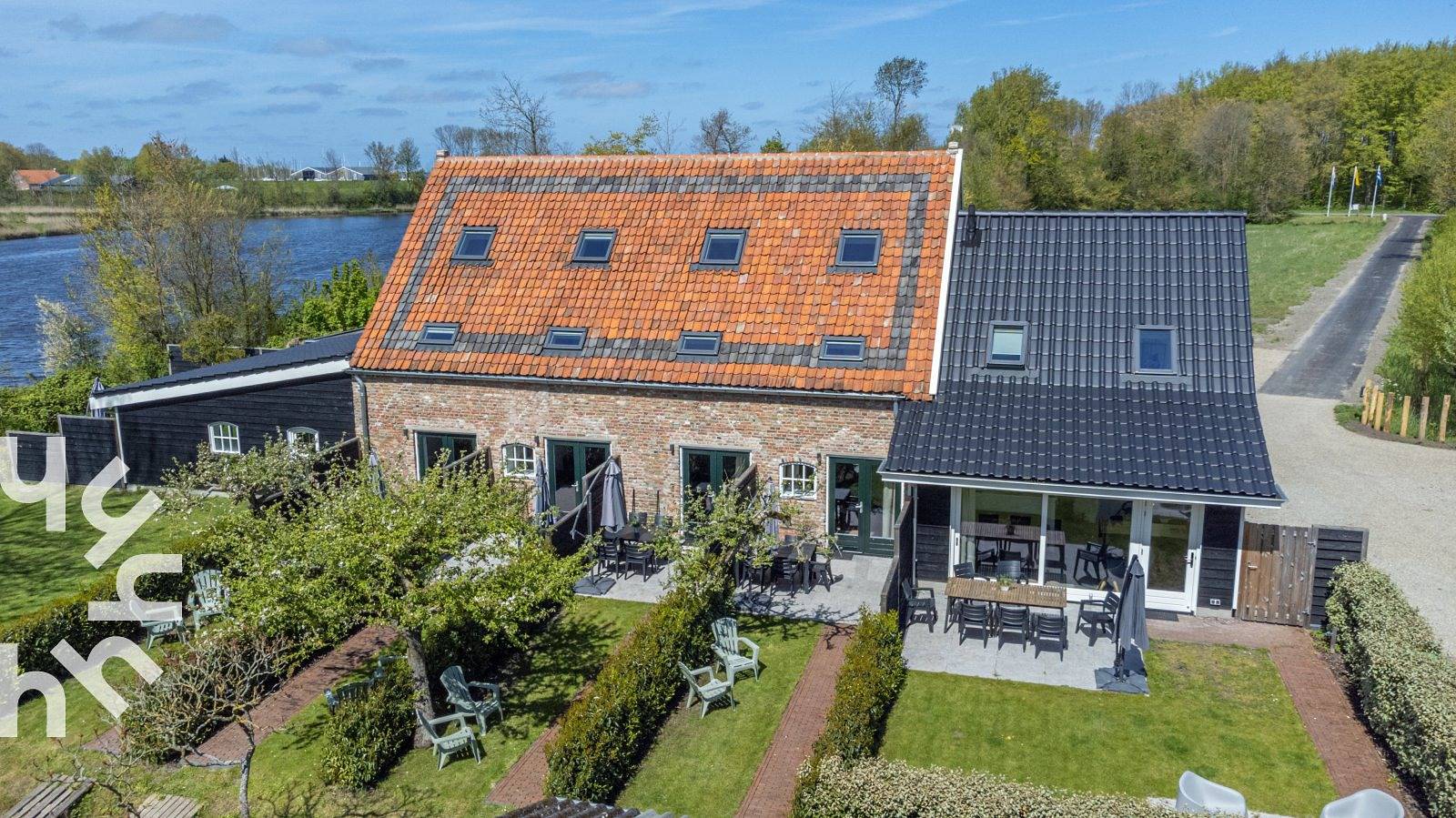 Modernes Ferienhaus für 4 Personen mit nach Süden ausgerichtetem Garten in Veere in Veere Stadt, Walcheren