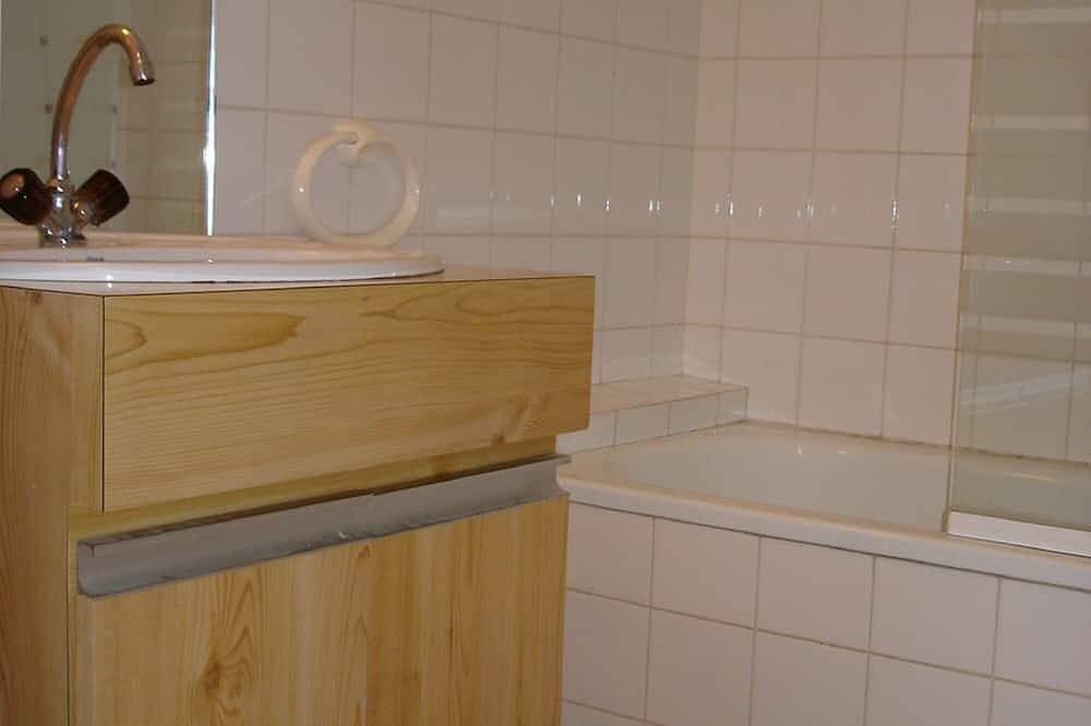 Appartement entier, Apparts 2-4-6 pers. Faces et Pieds pistes Garages  Balcons Pla d'Adet 65170 in Saint-Lary-Soulan, Parc national des Pyrénées