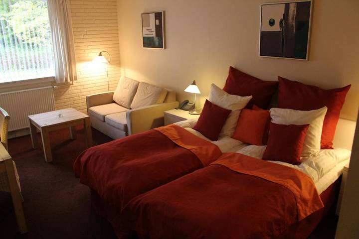Hotel für 4 Personen, mit Terrasse und Garten in Nakskov