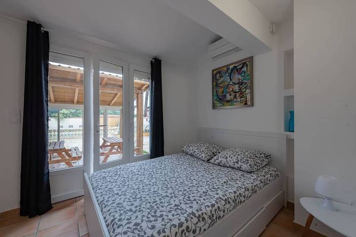 Location de vacances pour 10 personnes, avec jardin et sauna à Bompas - 2