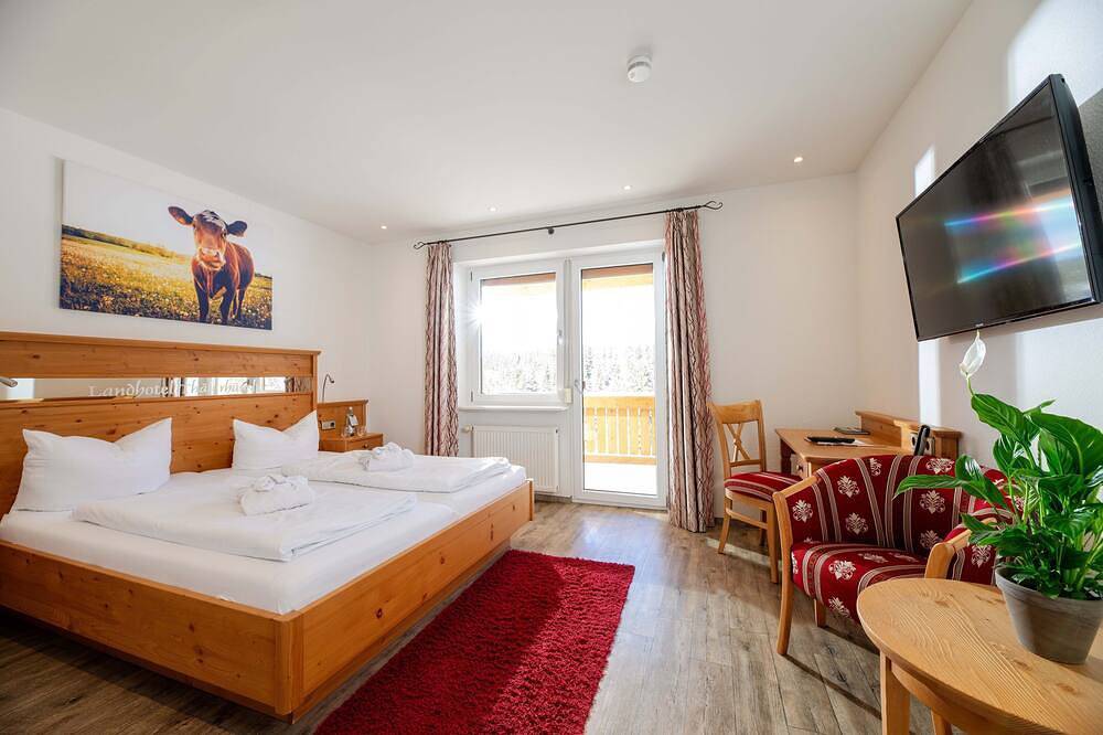 Ganze Wohnung, Komfort Doppelzimmer mit Balkon in Furtwangen, Südschwarzwald