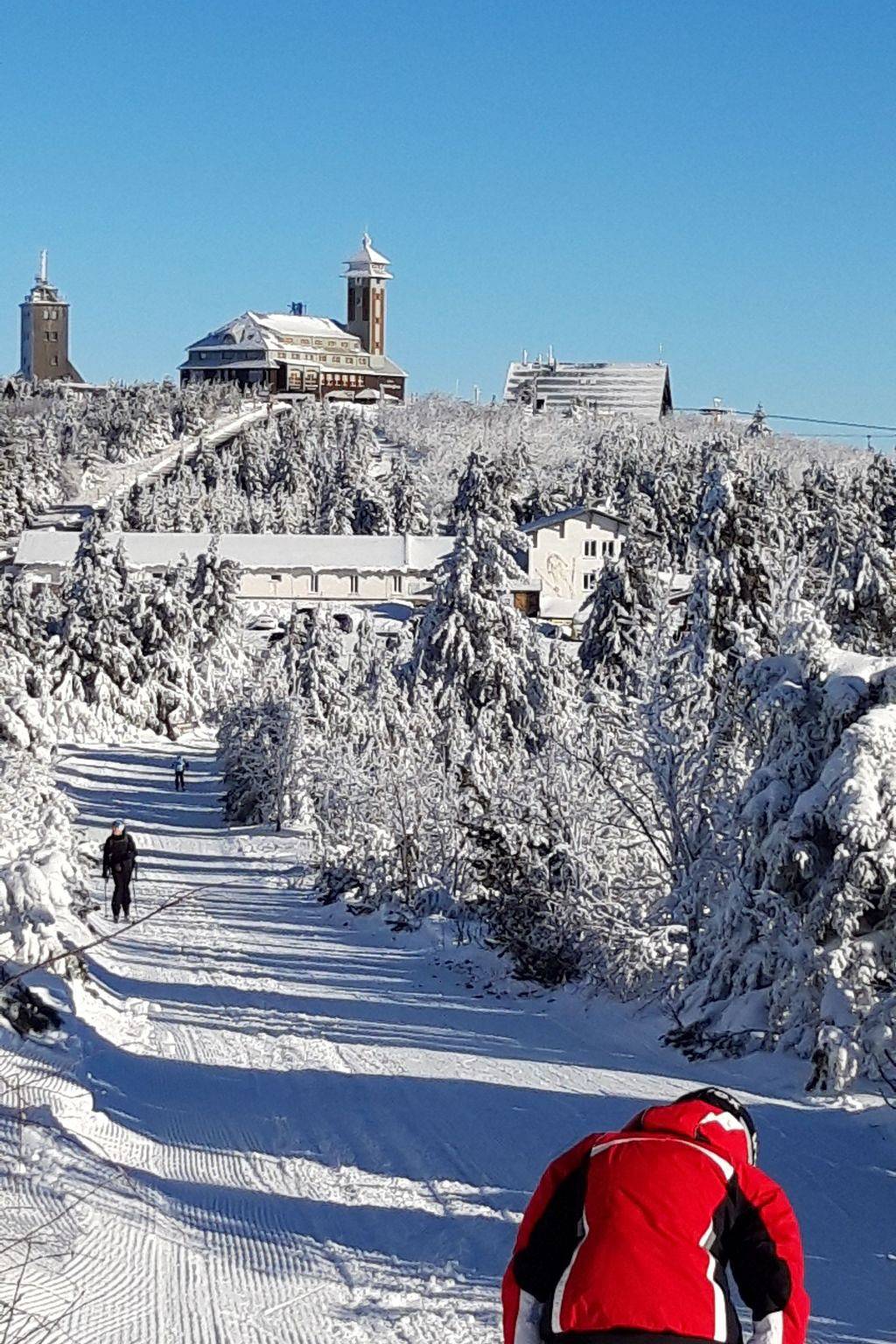 Ganze Wohnung, Familienidyll in Bärenstein, Erzgebirge