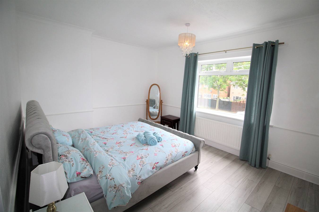 Whitley Bay House Sleeps 6 with Garden in Northumberland