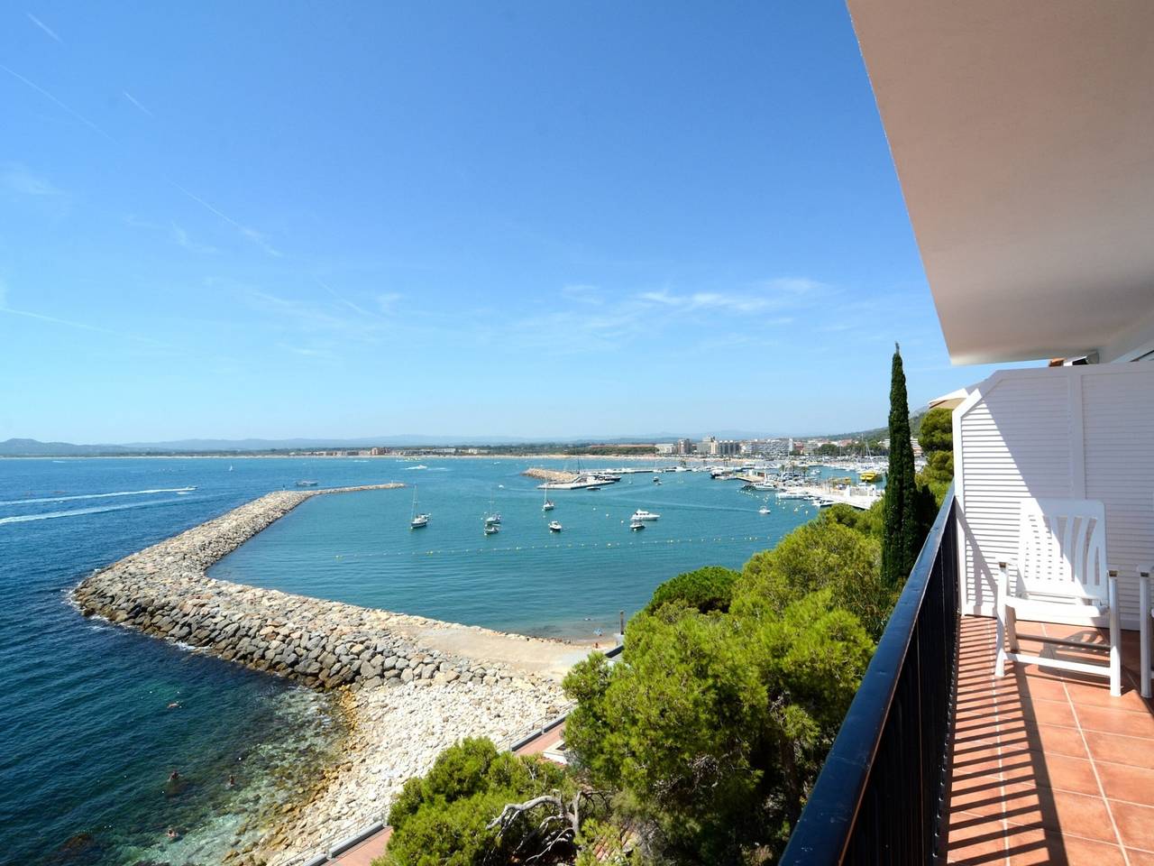 Apartamento entero, Apartamento frente al mar en L'Estartit, 2 dormitorios, 4 pers. in L' Estartit, Torroella de Montgrí