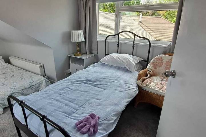 2 bedroom chalet bungalow, short drive to The New Forest and Bournemouth beaches in Poole, Sudoeste de Inglaterra