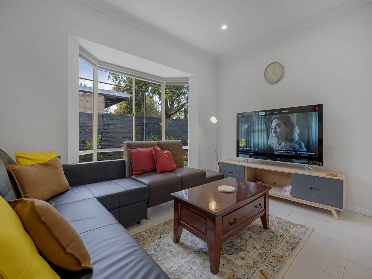 Holiday Apartment for 10 People in Adelaide, South Australia