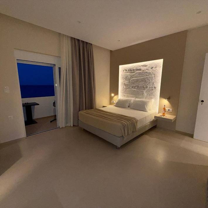 Gîte pour 2 personnes, avec vue et balcon dans Palaiochora - 3