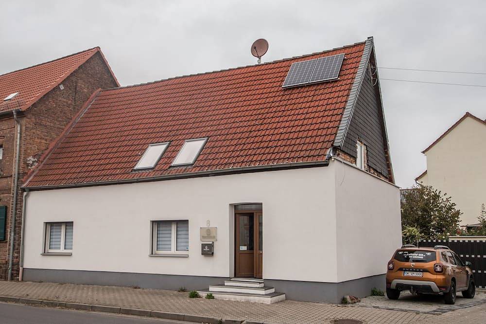 Ganze Wohnung, Apartment für max. 3 Personen, 5 Min zur Autobahn in Hohe Börde, Magdeburger Börde