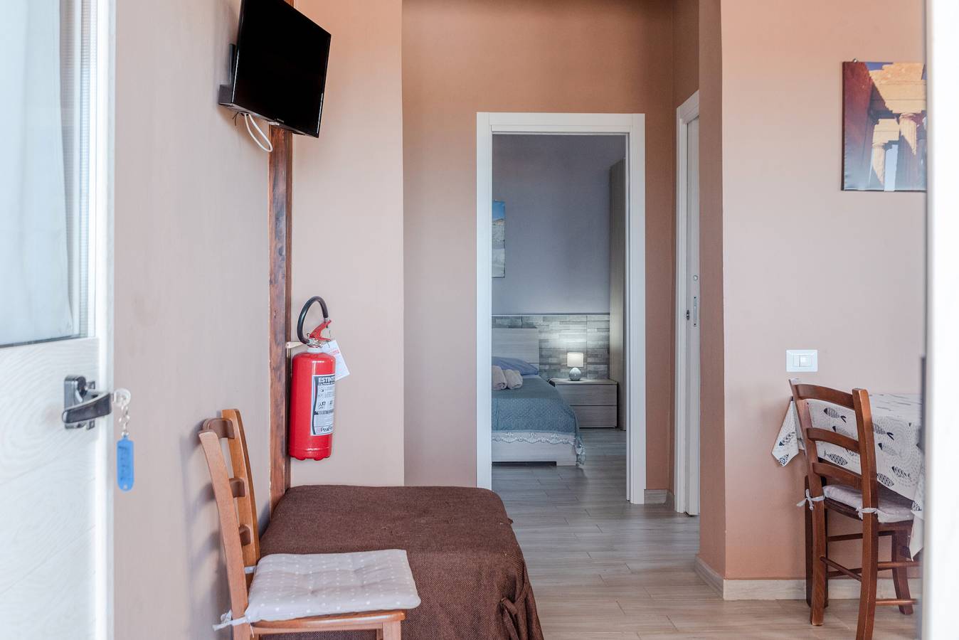 Appartamento intero, Casa Vacanze 'Abbacari 1' con Vista Mare, Wi-Fi e Aria Condizionata in Realmonte, Provincia di Agrigento