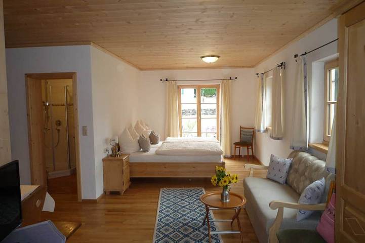 B&B für 2 Personen, mit Garten in Bad Wiessee