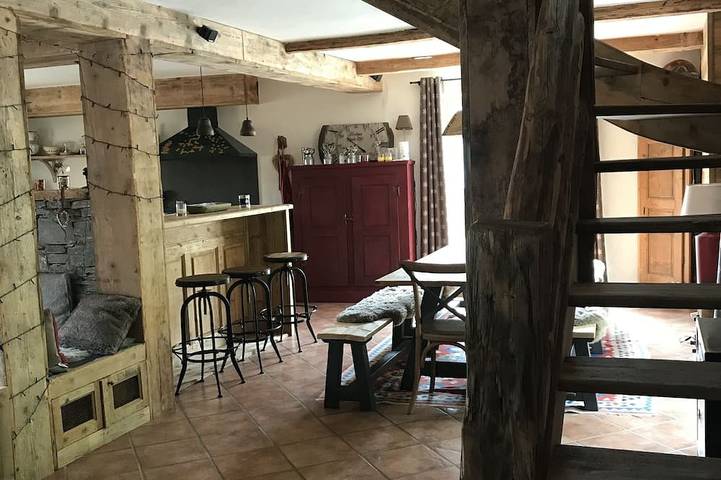 Les Arcs Skifahren: Charmantes Chalet in idyllischer Lage, wenige Minuten vom Sessellift entfernt in Villaroger, Albertville und Umgebung