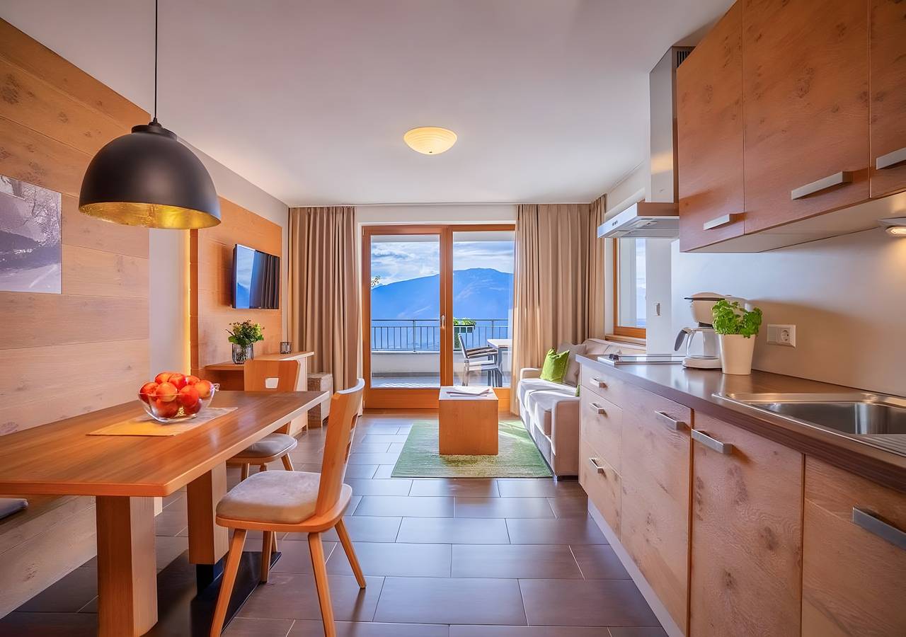 Ganze Wohnung, Ferienwohnung 'Lavendel' mit Bergblick, Gemeinschaftspool und Wi-Fi in Verdins, Schenna