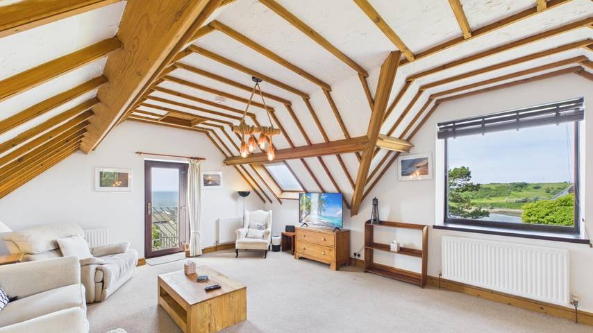 Vacation rental for 4 people, with Ocean view and Balcony in Mumbles