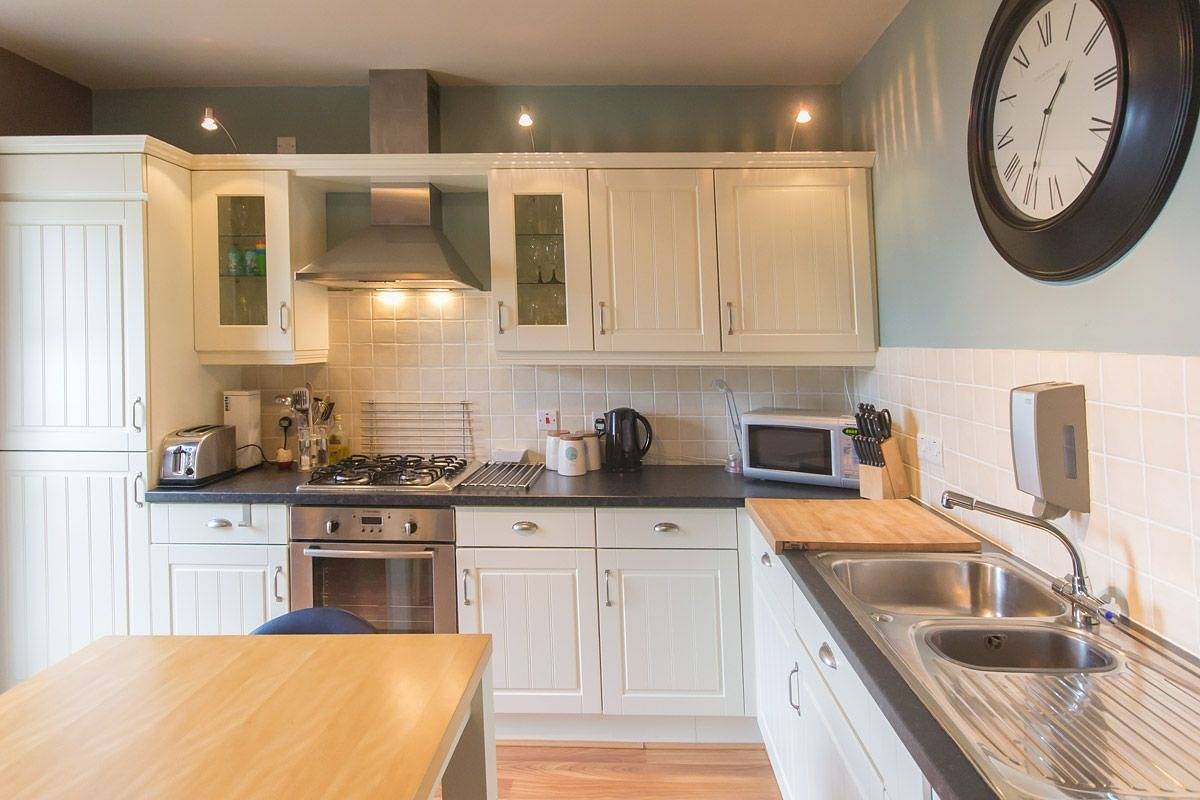 Entire apartment, The Penthouse in Benllech, Isle of Anglesey