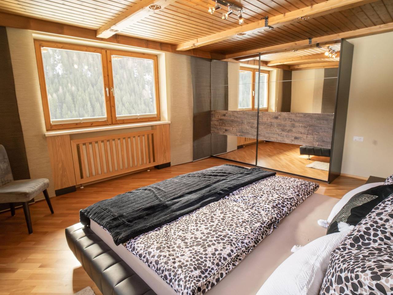 Ganze Ferienwohnung, Appartement Alpenblick in Tuxer Alpen, Navis