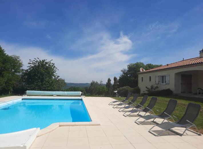 Casa de vacaciones para 6 personas, con terraza además de vistas y piscina - 1