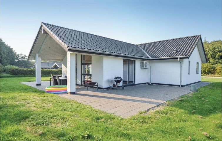 Ferienhaus für 6 Personen, mit Garten und Terrasse sowie Whirlpool und Sauna in Arrild