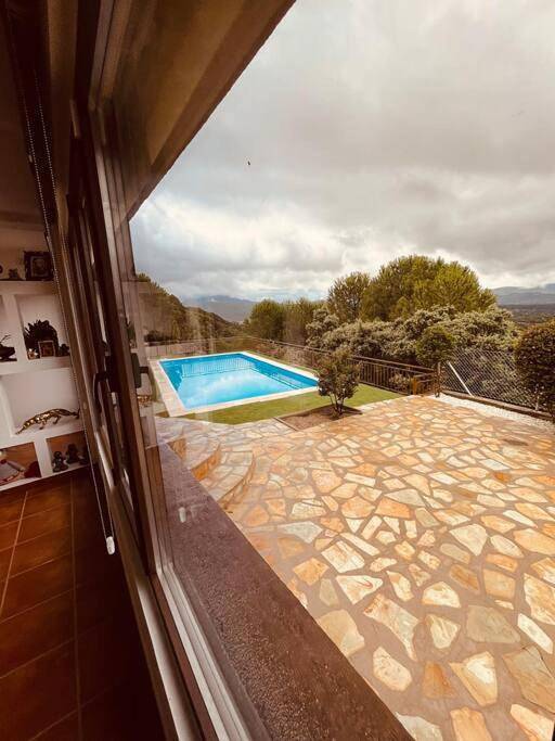 Chalet para 10 personas, con jardín además de vistas y piscina, Se admiten mascotas en Provincia de Ávila - 3