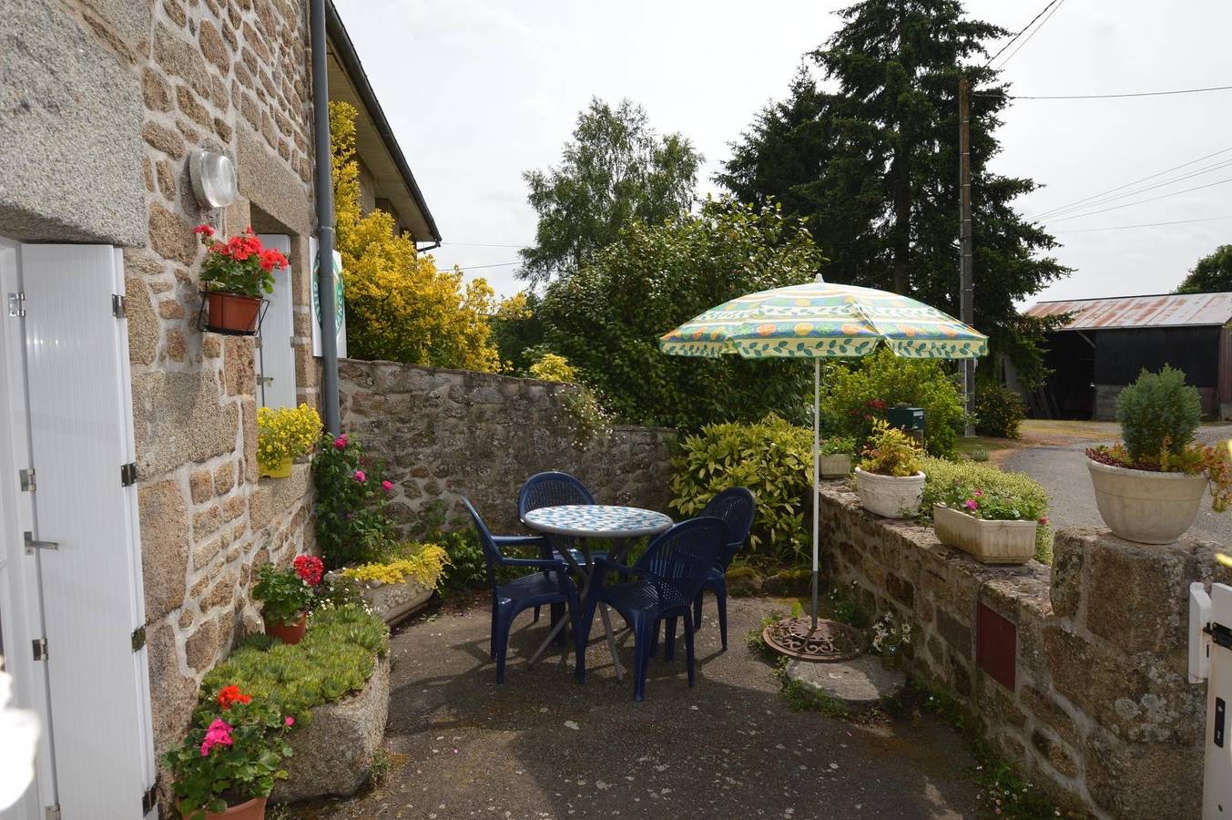 Boutique Gite avec Parking, TV, et Jardin in Le Tiercent, Fougères-Vitré