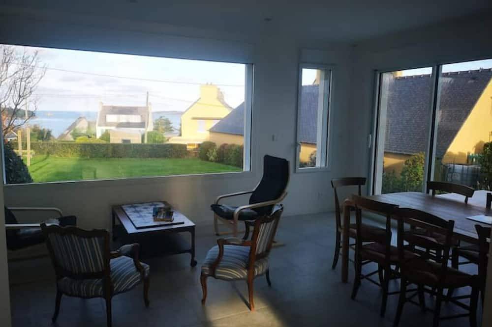 Maison vue sur mer avec jardin in Carantec, Ceinture Dorée