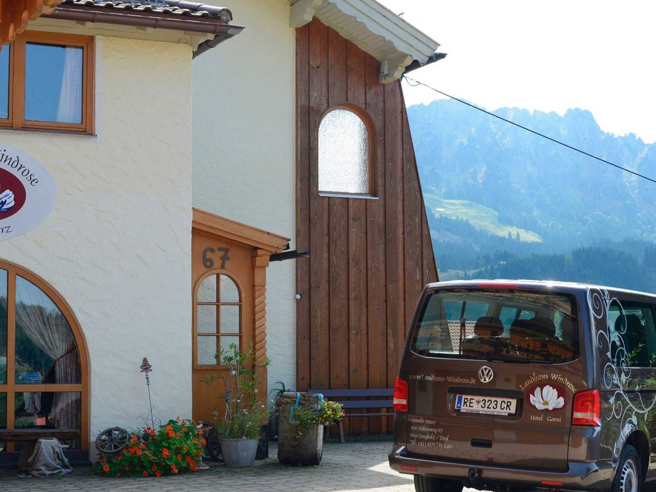 Ganze Ferienwohnung, Landhaus Windrose - Doppelzimmer mit Sicht zum Sorgschrofen in Jungholz, Bayerische Alpen
