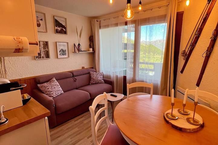 Appartement entier, Charmant studio 4 personnes - Auris en Oisant domaine Alpes d’Huez in Auris, Parc national des Écrins