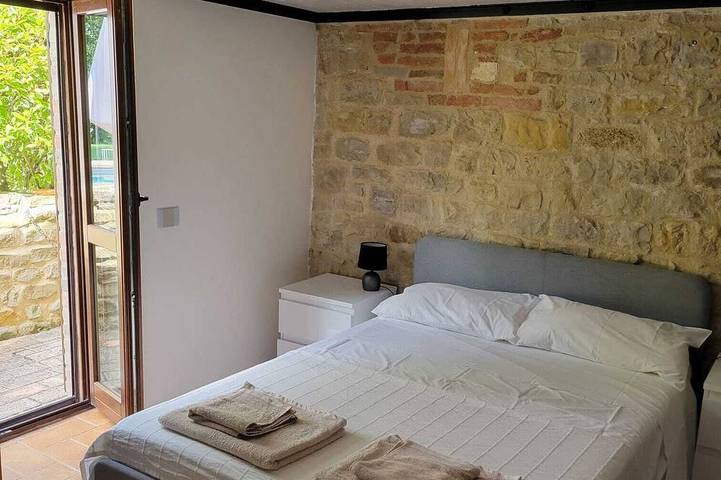 Ferienwohnung für 3 Personen, mit Terrasse und Garten sowie Pool in Penna San Giovanni - 3