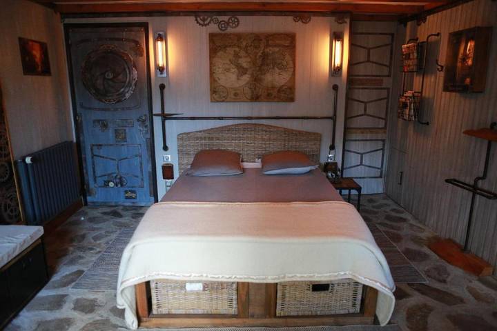 Location de vacances pour 3 personnes, avec jardin à Saint-Beauzire - 3