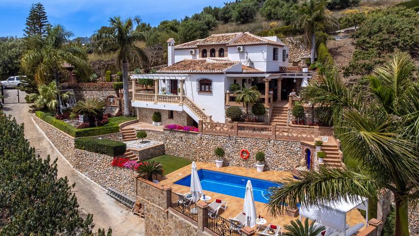 Villa pour 6 personnes, avec jardin ainsi que balcon et sauna - 1