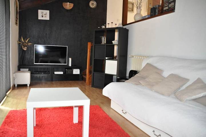 Location de vacances pour 10 personnes, avec jardin et terrasse à Mondragon - 2