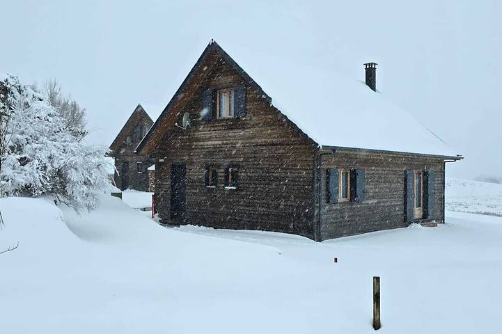 Chalet pour 12 personnes, avec terrasse et jardin