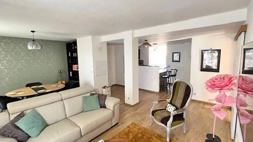Gîte pour 6 personnes, avec Terrasse dans Casino De Sainte Maxime - 4