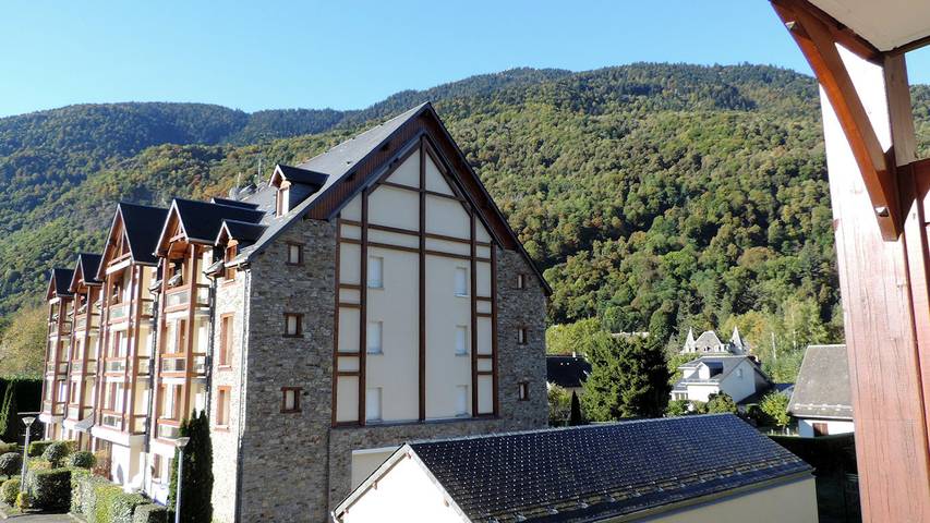 Gîte pour 4 personnes, avec balcon ainsi que sauna et jacuzzi à Saint-Mamet - 3