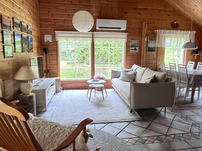 Ferienhaus für 6 Personen, mit Terrasse und Garten sowie Sauna und Ausblick