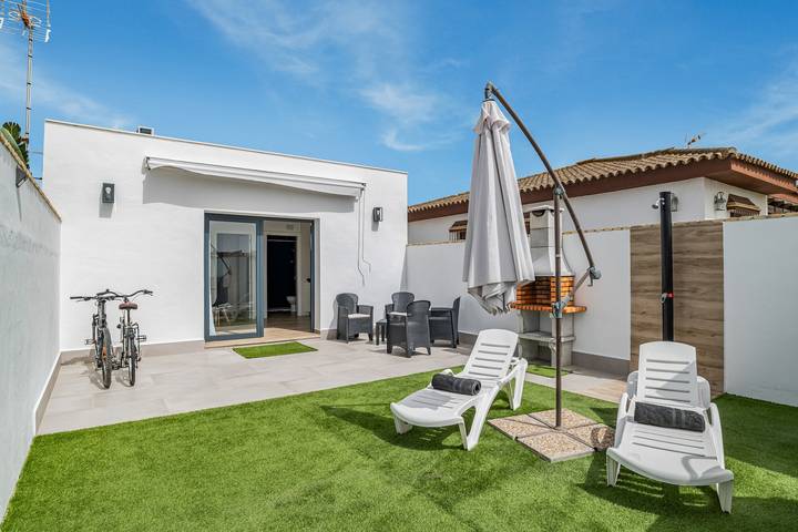 Hel lägenhet, Apartment 'Casa Sofia' with Private Pool, Wi-Fi and Air Conditioning in Conil de la Frontera, Costa de la Luz
