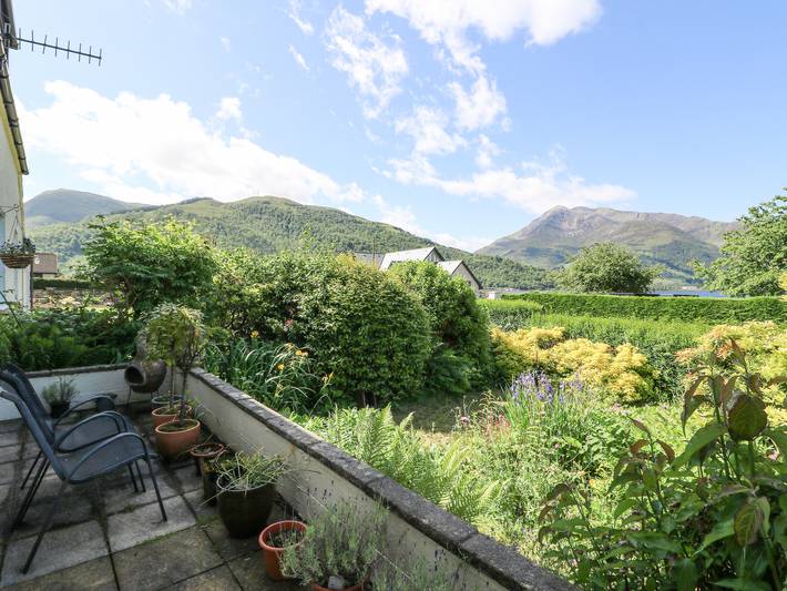 Holiday rental for 10 people, with garden in Glencoe