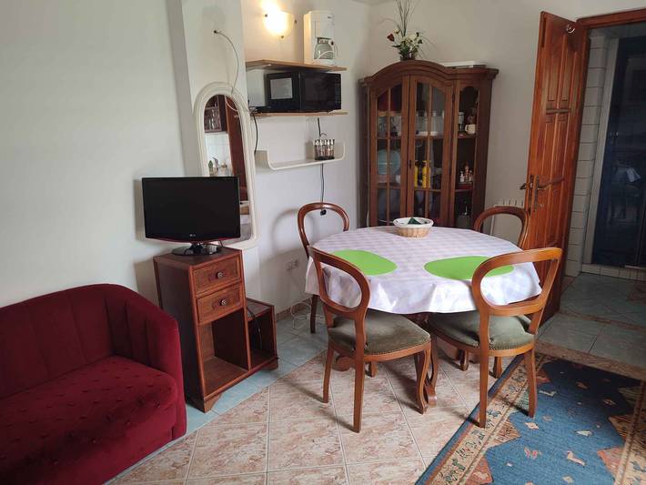 Studio für 2 Personen, mit Garten in Balatonboglar