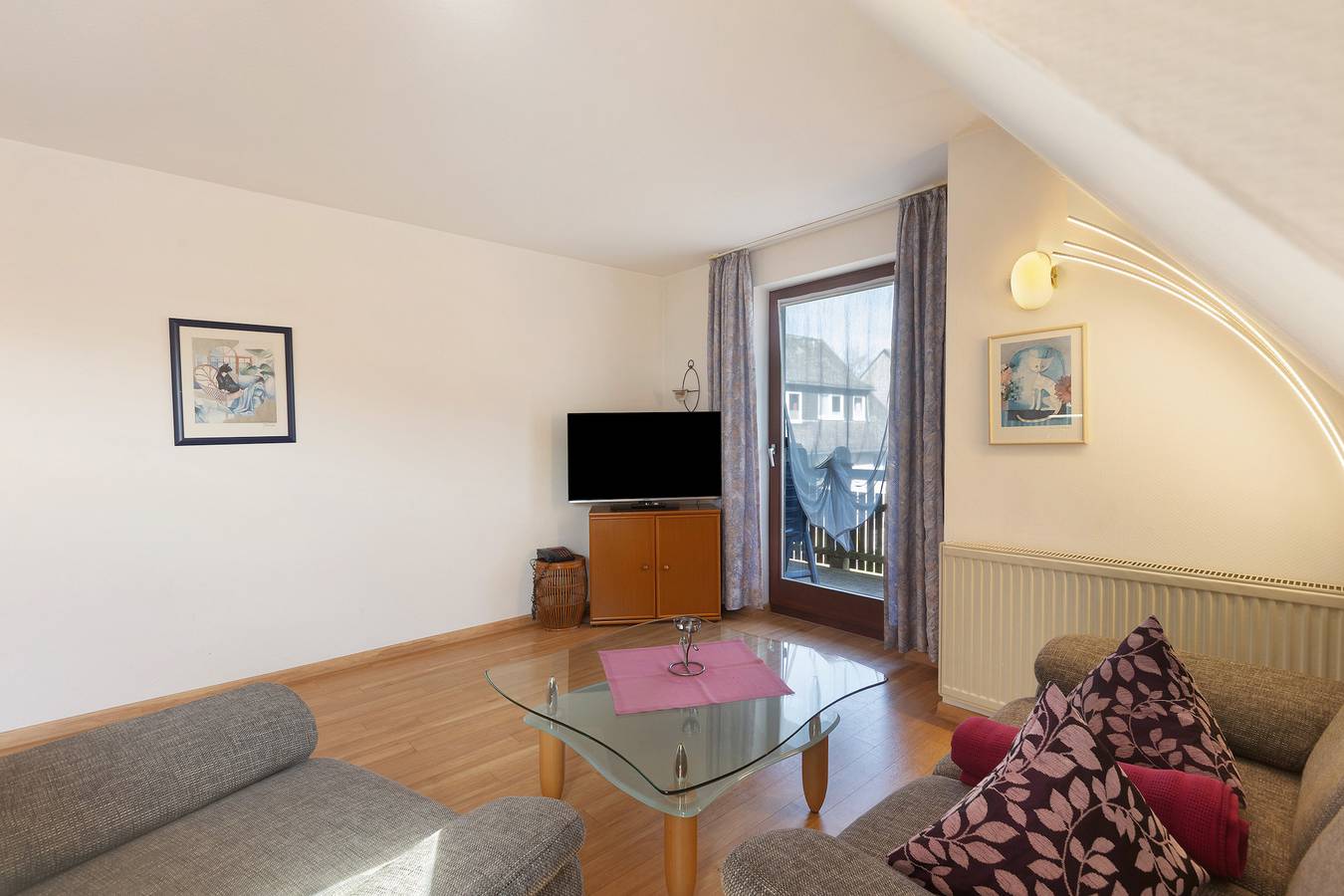 Ganze Wohnung, Ferienwohnung 'Eimberg 8' mit Balkon in Willingen, die Mittelgebirge