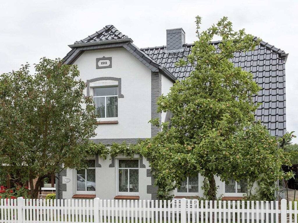 Achtern-witten-Tuun in Nusse, Kreis Herzogtum Lauenburg