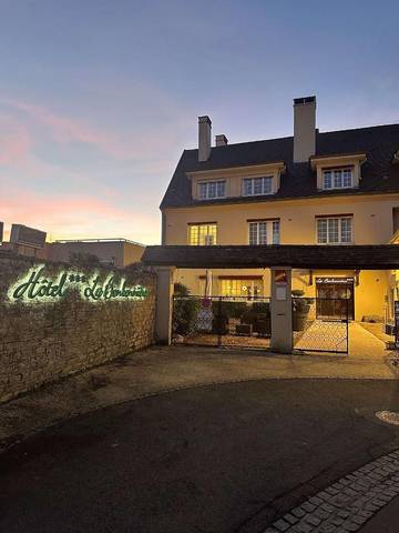 Hôtel pour 2 personnes, avec jardin, animaux acceptés à Talant
