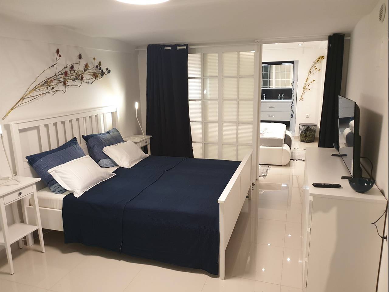 Entire apartment, Apartment Vinko, Center - Two Bedroom Apartment with Shared Terrace in Zagreb, Zagreb region