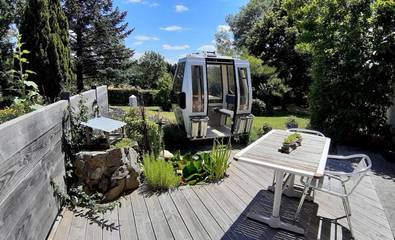 Gîte pour 2 personnes, avec terrasse et jardin à Les Ancizes-Comps