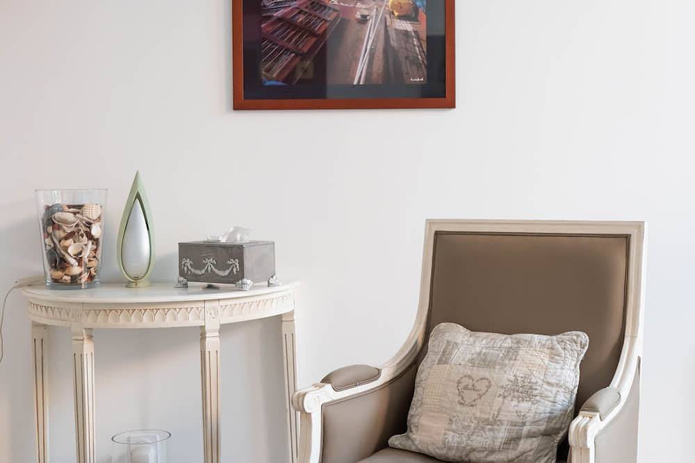 Ganze Wohnung, Der Dachboden, große 2-Zimmer-Wohnung im Erdgeschoss, Parkplatz möglich, Wifi in Honfleur, Lisieux und Umgebung